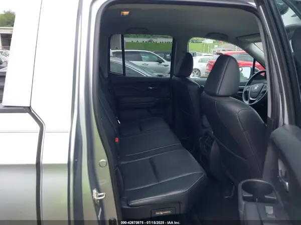 5FPYK2F69HB002385 2017 HONDA RIDGELINE - Image 8