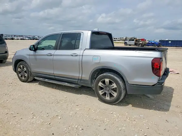 5FPYK2F69HB003178 2017 HONDA RIDGELINE - Image 2