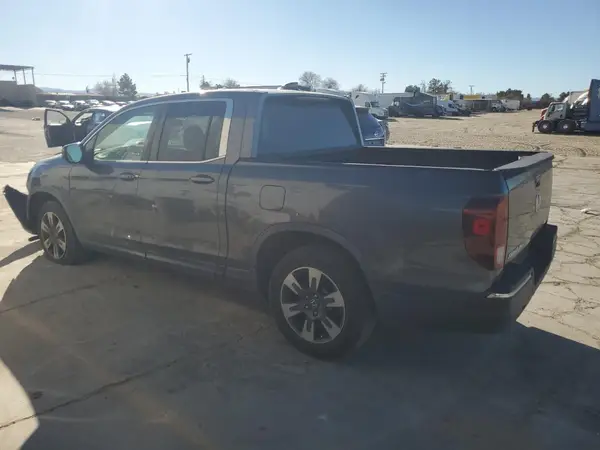 5FPYK2F69JB002134 2018 HONDA RIDGELINE - Image 2