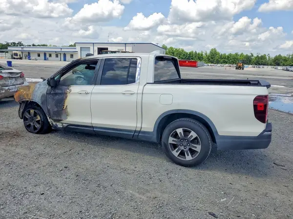 5FPYK2F6XHB001391 2017 HONDA RIDGELINE - Image 2