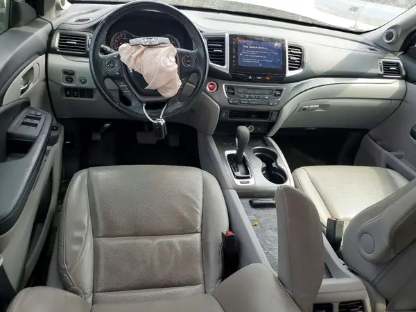 5FPYK2F6XHB002511 2017 HONDA RIDGELINE - Image 8