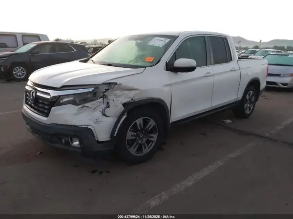 5FPYK2F6XHB007188 2017 HONDA RIDGELINE - Image 2