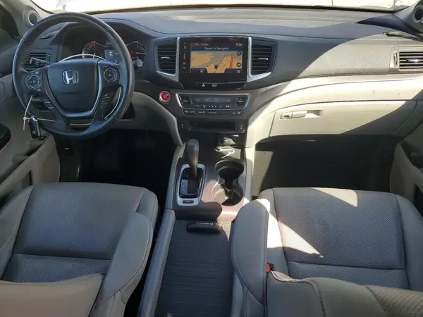 5FPYK2F6XHB010530 2017 HONDA RIDGELINE - Image 8