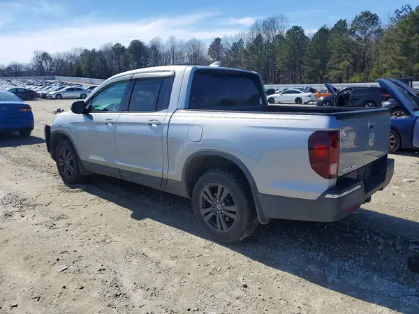 5FPYK3F10JB012769 2018 HONDA RIDGELINE - Image 2