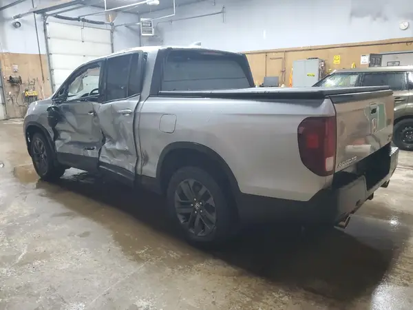 5FPYK3F11MB015510 2021 HONDA RIDGELINE - Image 2