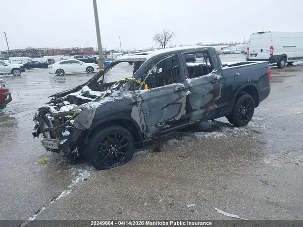 5FPYK3F12JB500735 2018 HONDA RIDGELINE - Image 2