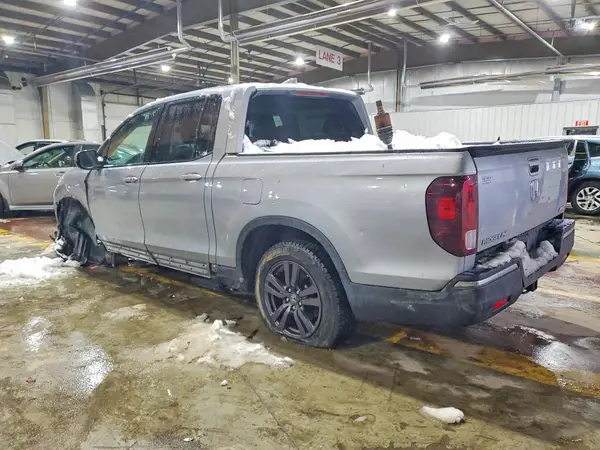 5FPYK3F12KB010345 2019 HONDA RIDGELINE - Image 2