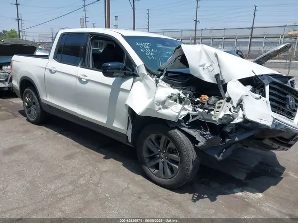 5FPYK3F12PB024172 2023 HONDA RIDGELINE - Image 1
