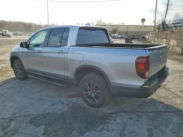 5FPYK3F13KB040289 2019 HONDA RIDGELINE - Image 2