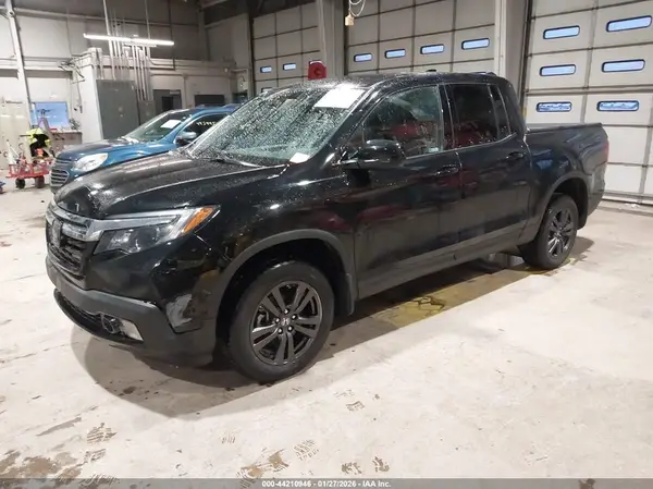 5FPYK3F13LB029715 2020 HONDA RIDGELINE - Image 2