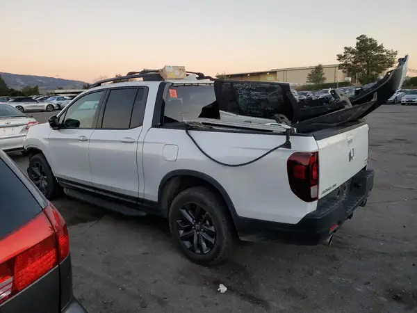 5FPYK3F13MB000426 2021 HONDA RIDGELINE - Image 2