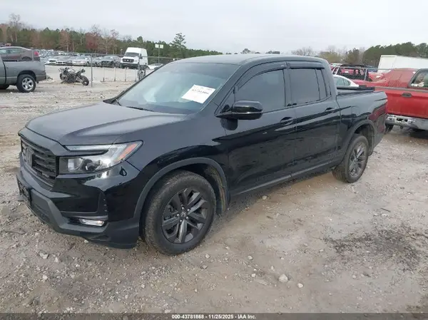 5FPYK3F13NB020256 2022 HONDA RIDGELINE - Image 2