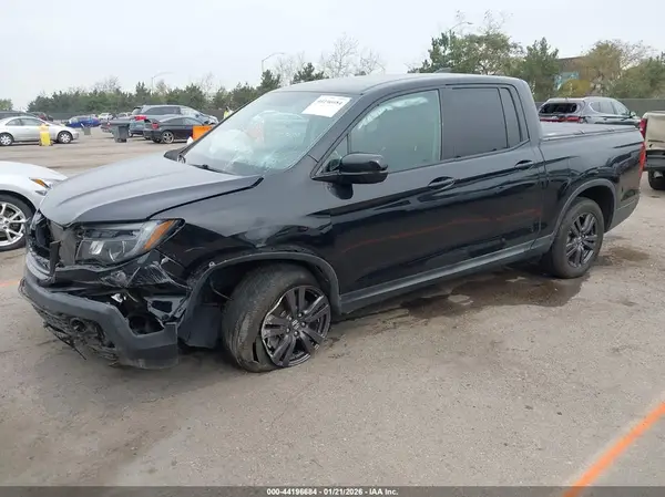5FPYK3F14HB021307 2017 HONDA RIDGELINE - Image 2