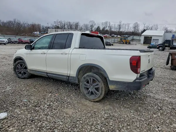 5FPYK3F15JB003162 2018 HONDA RIDGELINE - Image 2
