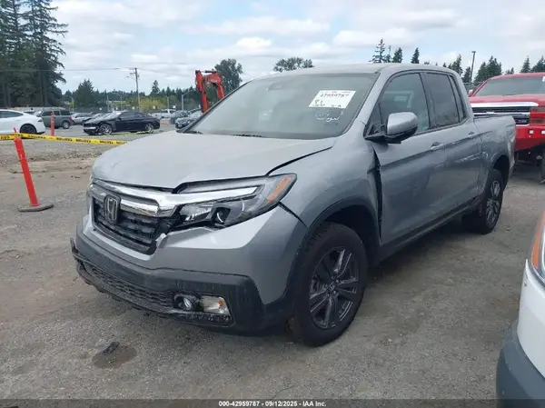 5FPYK3F16LB031555 2020 HONDA RIDGELINE - Image 2