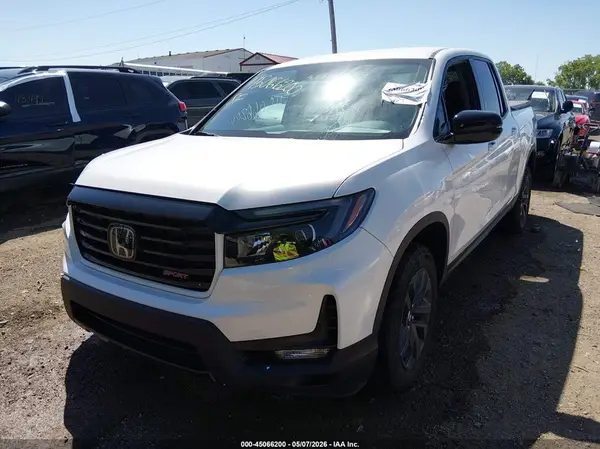 5FPYK3F16PB044182 2023 HONDA RIDGELINE - Image 2