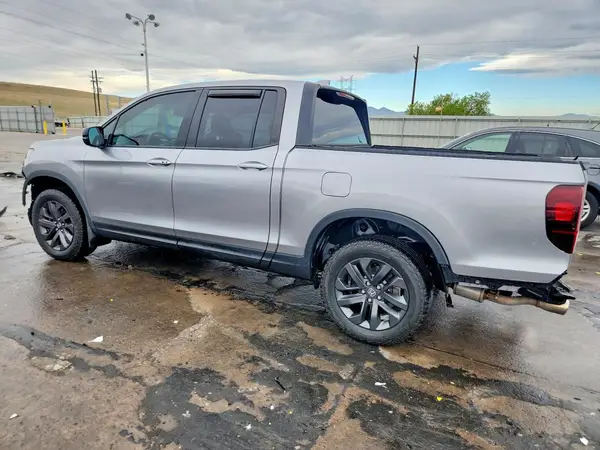 5FPYK3F17MB016340 2021 HONDA RIDGELINE - Image 2