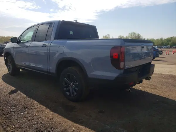 5FPYK3F17RB032576 2024 HONDA RIDGELINE - Image 2