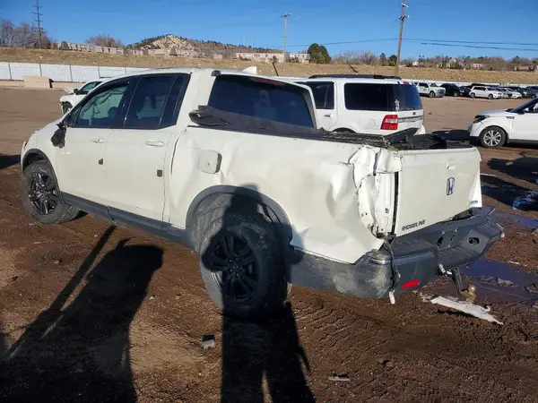 5FPYK3F18JB001728 2018 HONDA RIDGELINE - Image 2