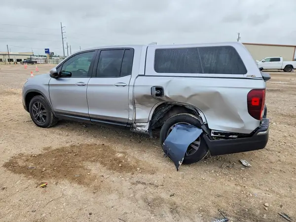 5FPYK3F18JB016214 2018 HONDA RIDGELINE - Image 2