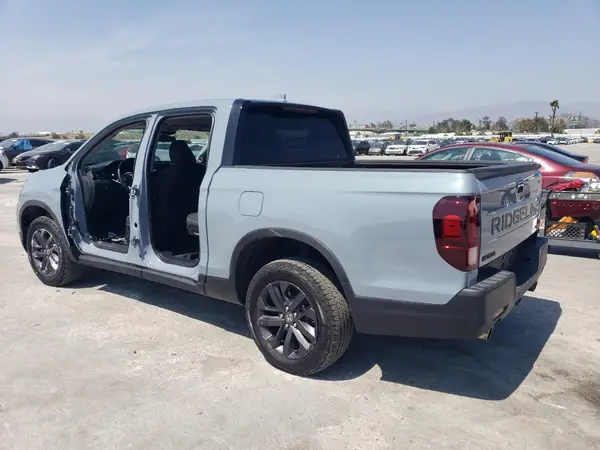 5FPYK3F18RB021179 2024 HONDA RIDGELINE - Image 2
