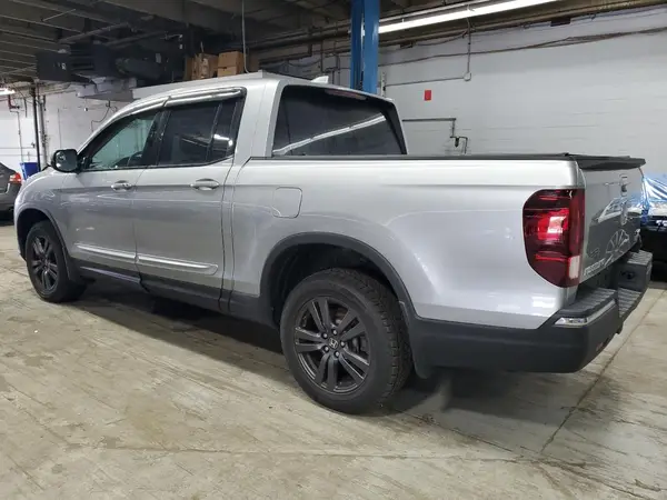 5FPYK3F19JB000717 2018 HONDA RIDGELINE - Image 2