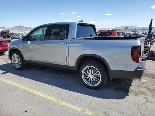5FPYK3F19JB016819 2018 HONDA RIDGELINE - Image 2