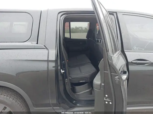 5FPYK3F1XHB023952 2017 HONDA RIDGELINE - Image 8