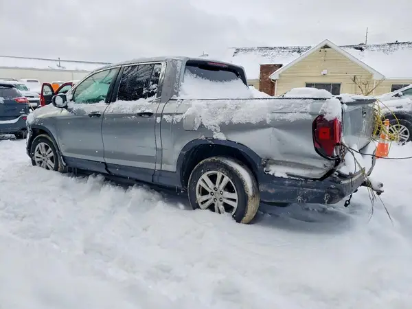 5FPYK3F22HB026918 2017 HONDA RIDGELINE - Image 2