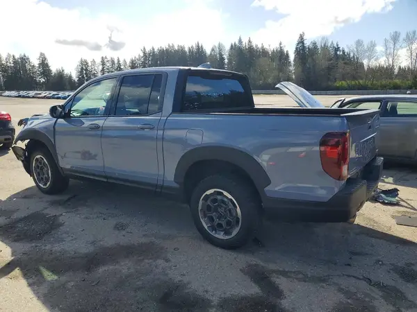 5FPYK3F28RB024494 2024 HONDA RIDGELINE - Image 2