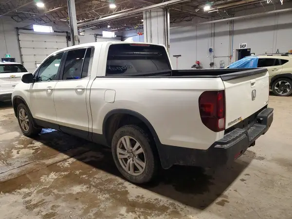 5FPYK3F37HB506493 2017 HONDA RIDGELINE - Image 2