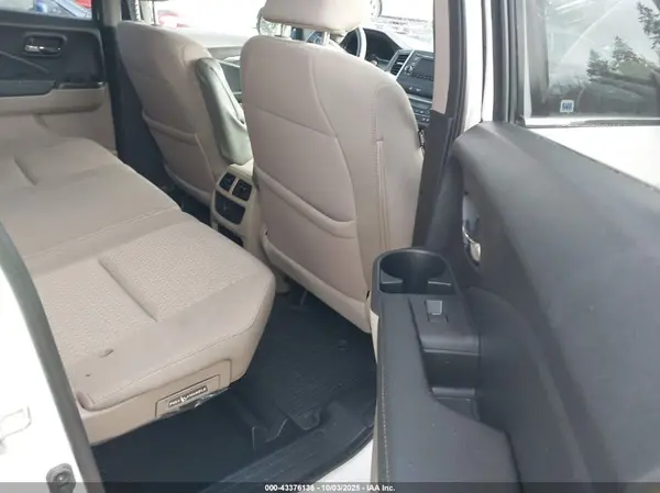 5FPYK3F43HB015735 2017 HONDA RIDGELINE - Image 8