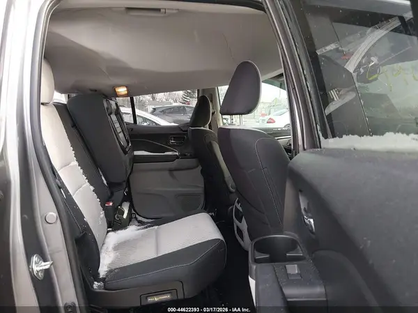 5FPYK3F4XHB011827 2017 HONDA RIDGELINE - Image 8