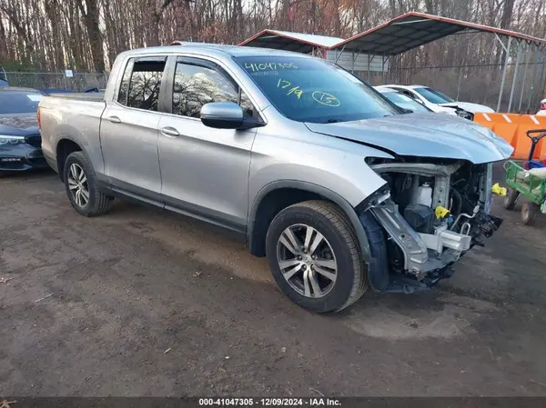 5FPYK3F4XHB017465 2017 HONDA RIDGELINE - Image 1