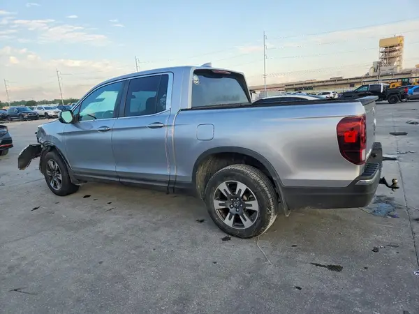 5FPYK3F50HB025955 2017 HONDA RIDGELINE - Image 2