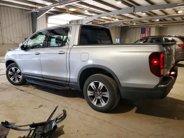 5FPYK3F50HB033960 2017 HONDA RIDGELINE - Image 2