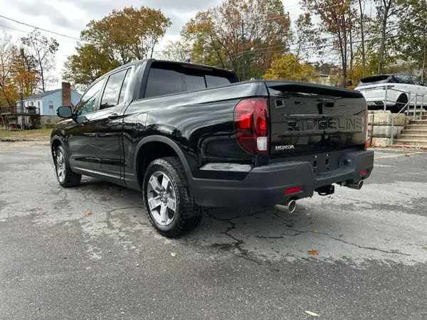 5FPYK3F50SB040656 2025 HONDA RIDGELINE - Image 2