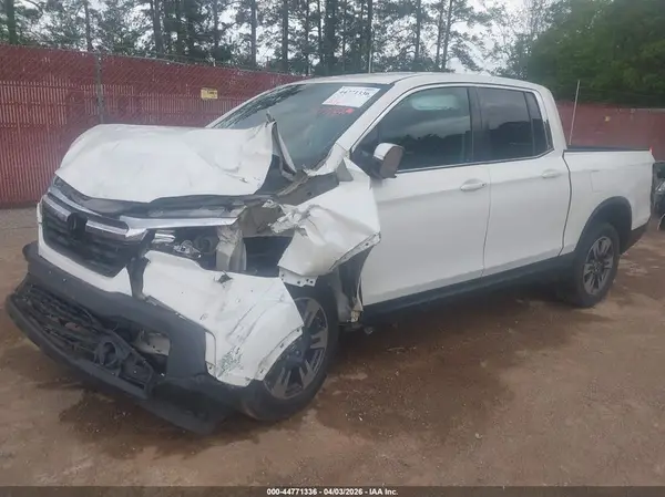 5FPYK3F51HB020764 2017 HONDA RIDGELINE - Image 2