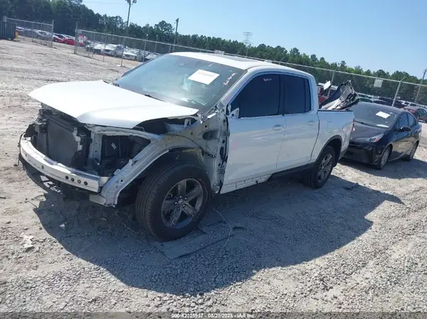 5FPYK3F51NB025152 2022 HONDA RIDGELINE - Image 2