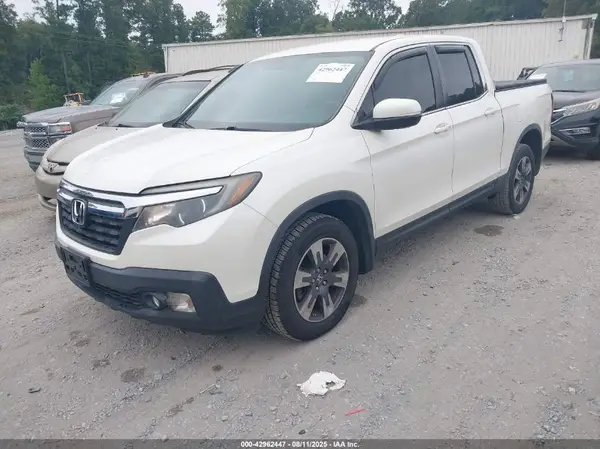 5FPYK3F52JB001324 2018 HONDA RIDGELINE - Image 2