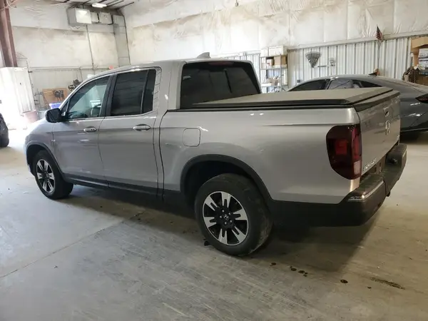 5FPYK3F52LB025478 2020 HONDA RIDGELINE - Image 2