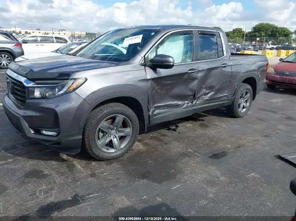 5FPYK3F52MB010688 2021 HONDA RIDGELINE - Image 2