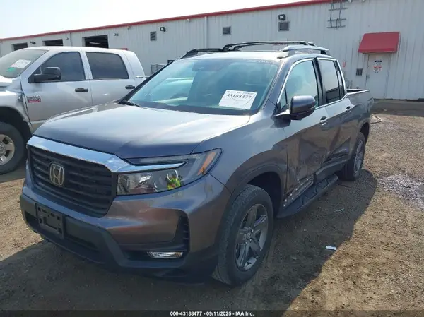 5FPYK3F52MB027569 2021 HONDA RIDGELINE - Image 2