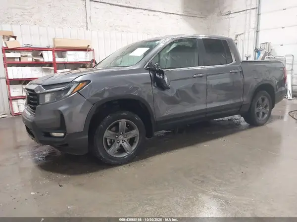 5FPYK3F52NB027668 2022 HONDA RIDGELINE - Image 2