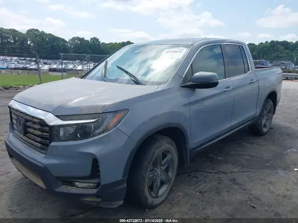 5FPYK3F52PB010565 2023 HONDA RIDGELINE - Image 2
