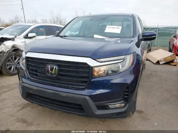 5FPYK3F52PB026975 2023 HONDA RIDGELINE - Image 2