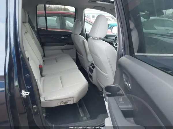 5FPYK3F52PB026975 2023 HONDA RIDGELINE - Image 8