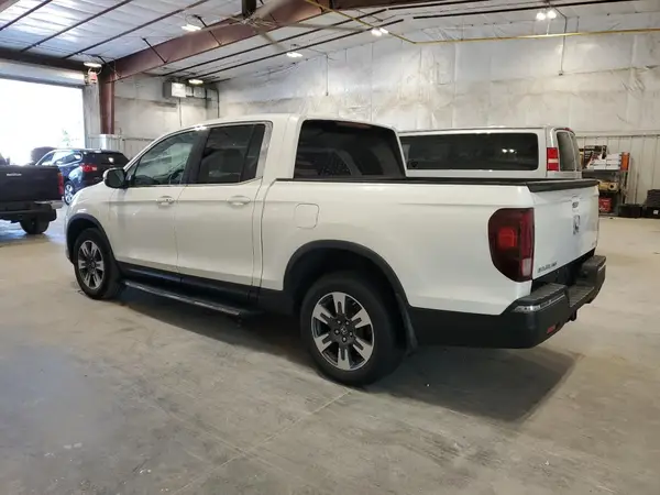 5FPYK3F53HB013475 2017 HONDA RIDGELINE - Image 2