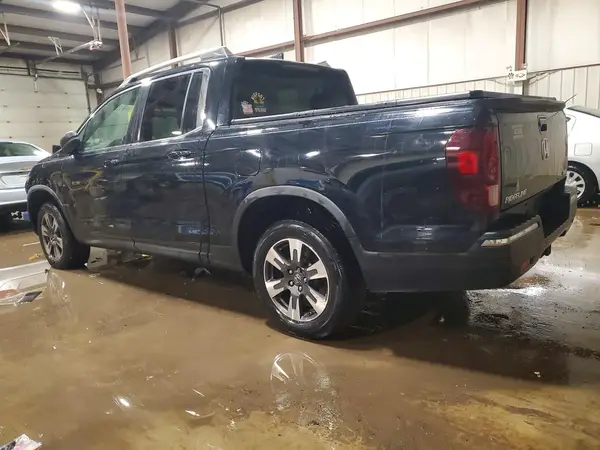5FPYK3F53HB030406 2017 HONDA RIDGELINE - Image 2