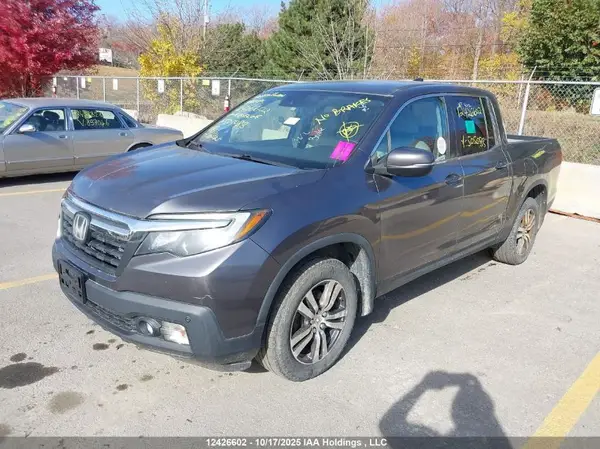 5FPYK3F53HB505083 2017 HONDA RIDGELINE - Image 2